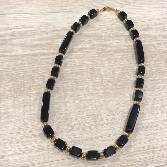 Trifari Black & Gold Bead Necklace.  Vintage - Picture 3 of 16